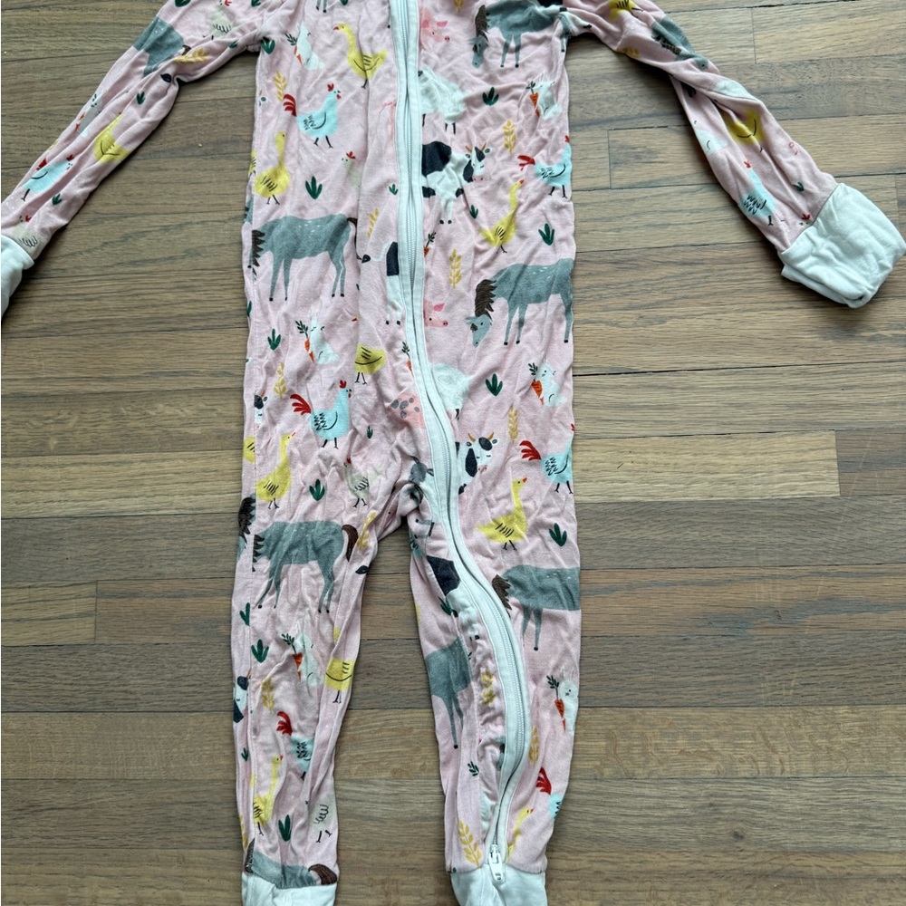Little sleepies pink farm zippy